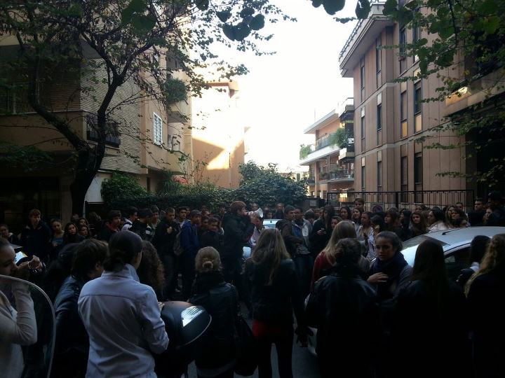 Blocco Studentesco: protesta a fianco degli studenti del liceo De Sanctis di Roma