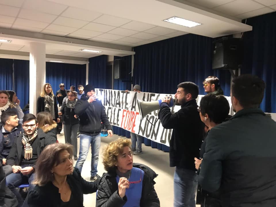 blitz blocco studentesco roma conferenza anpi foibe istituto giordano bruno bufalotta