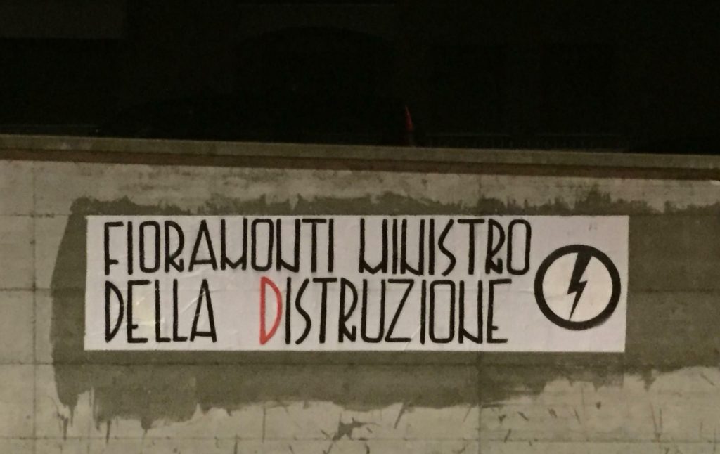 blocco studentesco azione contro ministro lorenzo finamonti greta ambiente distruzione varese