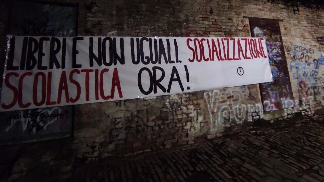 BLOCCO STUDENTESCO FERMO: LIBERI E NON UGUALI. SOCIALIZZAZIONE SCOLASTICA ORA!