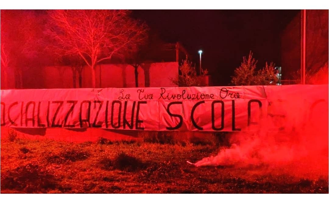 BLOCCO STUDENTESCO FOLIGNO LANCIA SOCIALIZZAZIONE SCOLASTICA