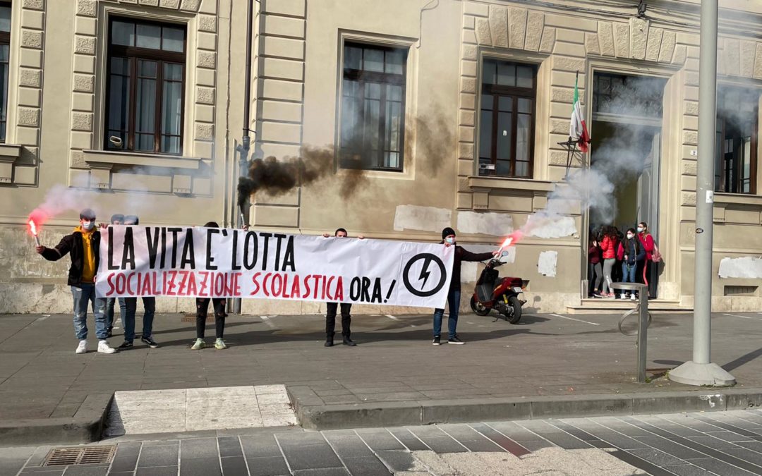 BLOCCO STUDENTESCO CONTINUA LA CAMPAGNA “SOCIALIZZAZIONE SCOLASTICA” A RIETI