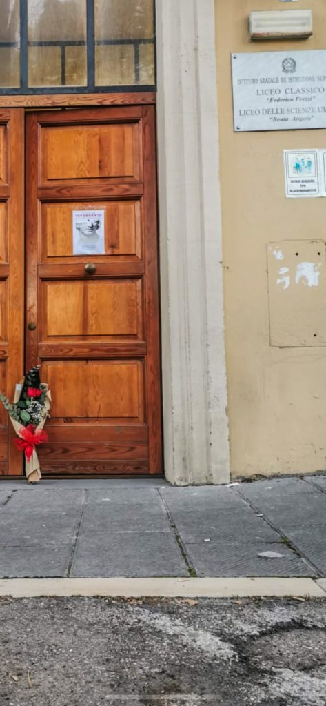 foligno blocco studentesco foibe non aiutarli a seppellire la luce